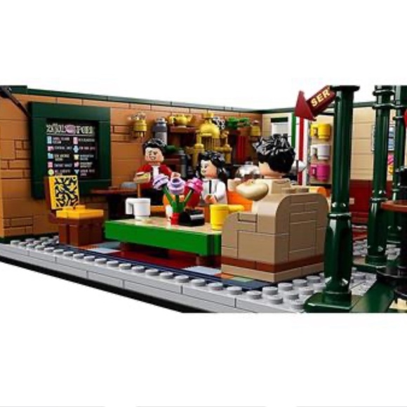 Lego FRIENDS the television series set 21319 new in sealed box 1070 pieces - Picture 5 of 9